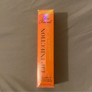Too faced lip injection